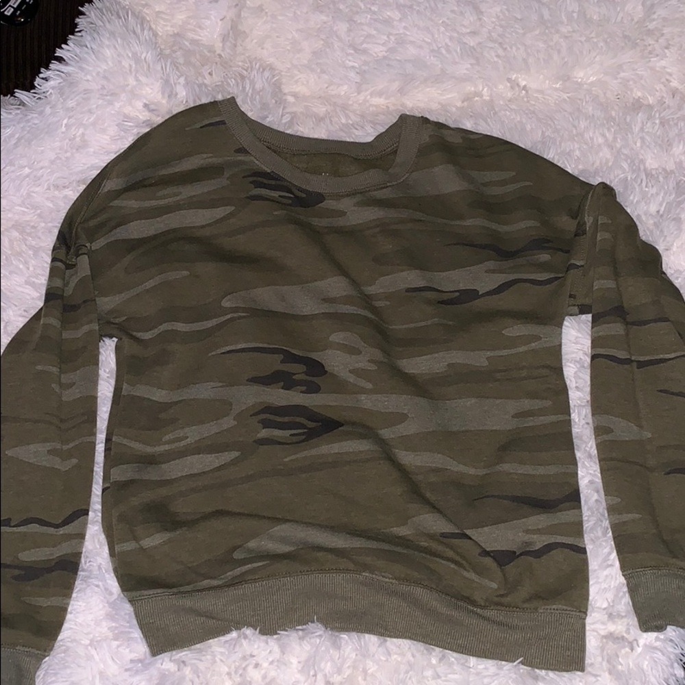 Camo crew sweater
